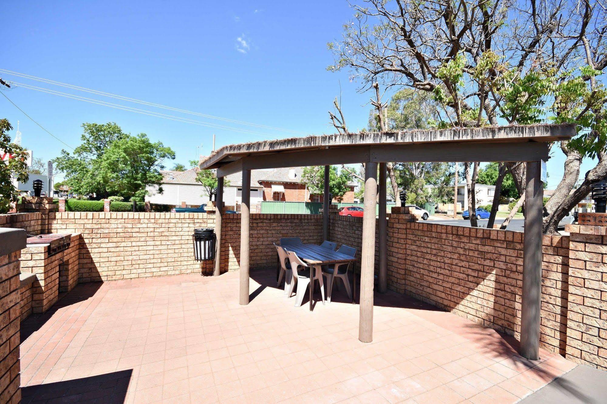 The Aberdeen Motel Dubbo Exteriör bild